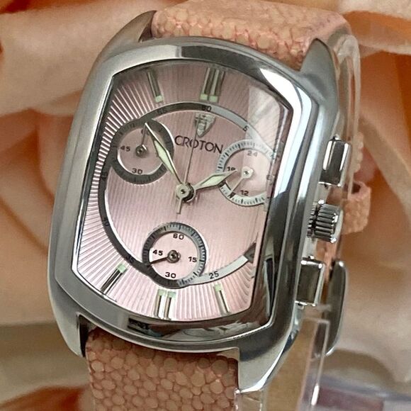 Croton All Stainless Steel Swiss Quartz Chronograph Pink Dial Sharkskin Strap - Picture 5 of 16